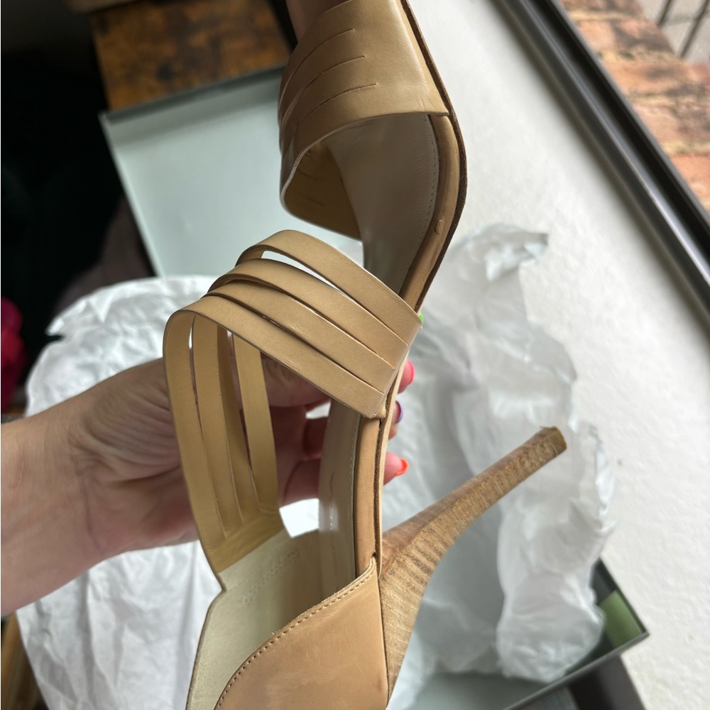 Via Spiga Strappy Heels In Camel Size 9.5 US